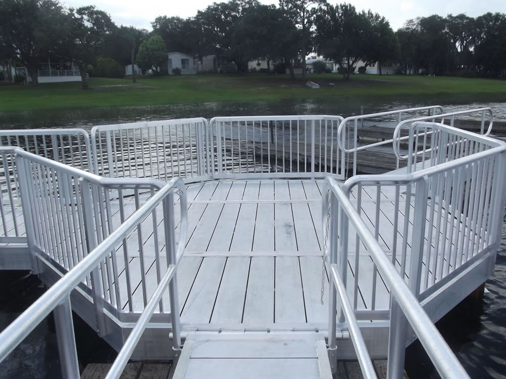 Lakeland Aluminum Decks, Aluminum Docks and Marinas Docks